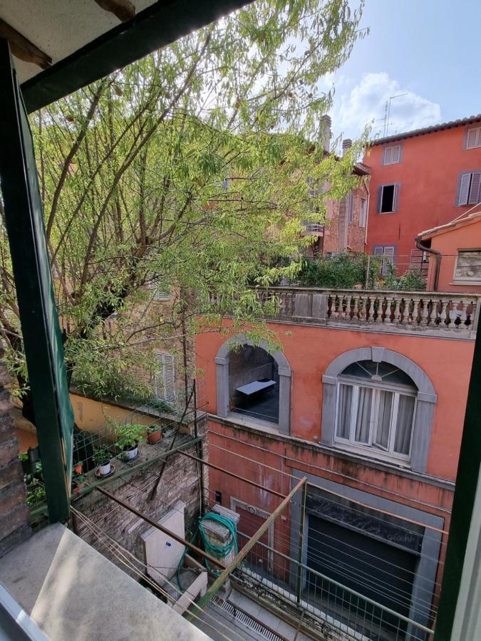 Bartolo43 Apartment Perugia Bagian luar foto